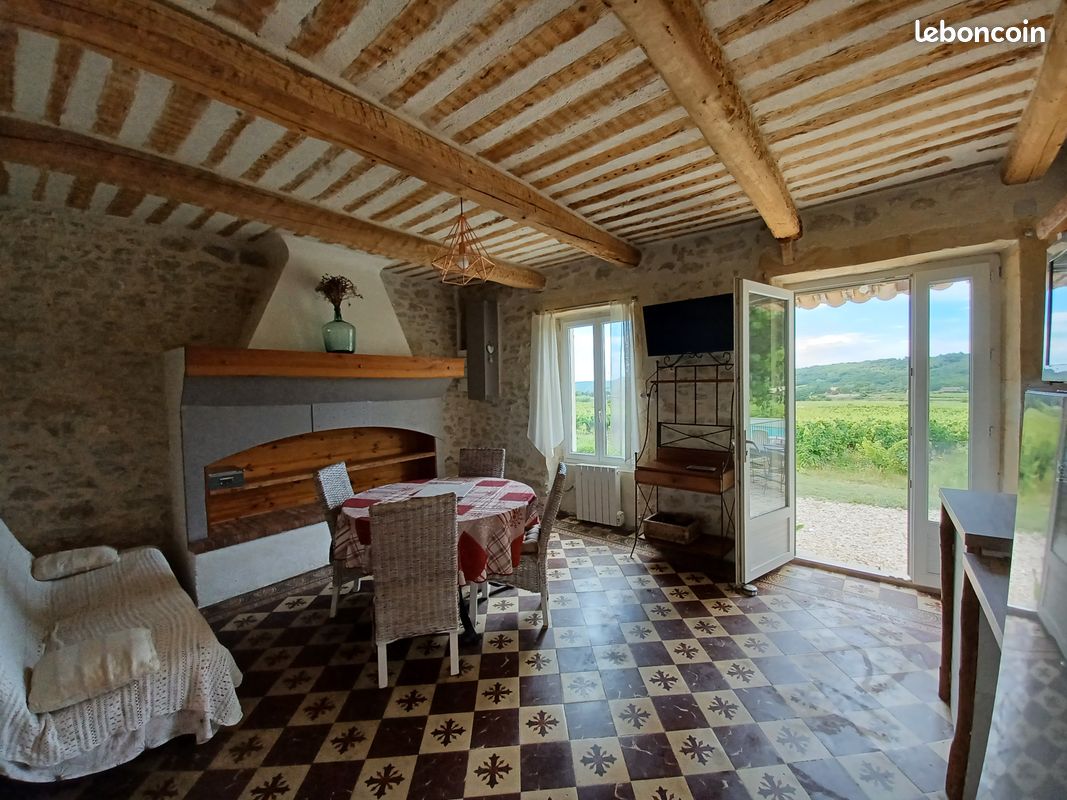 Maison 3 pièces 55 m² · à Laudun-l'Ardoise · 55 m² · 570 €