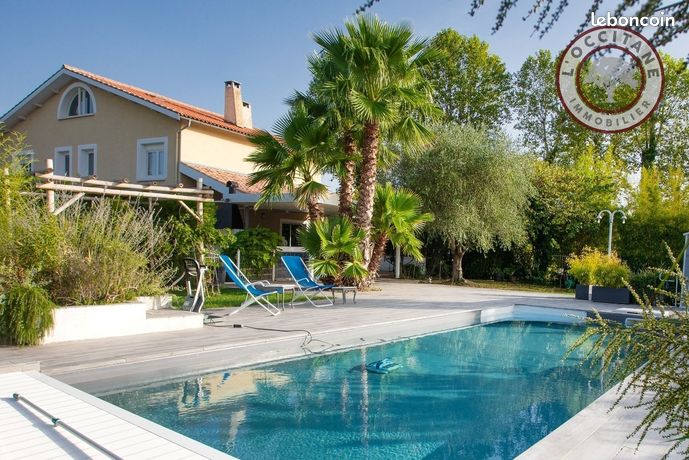 Maison 9 pièces 250 m²