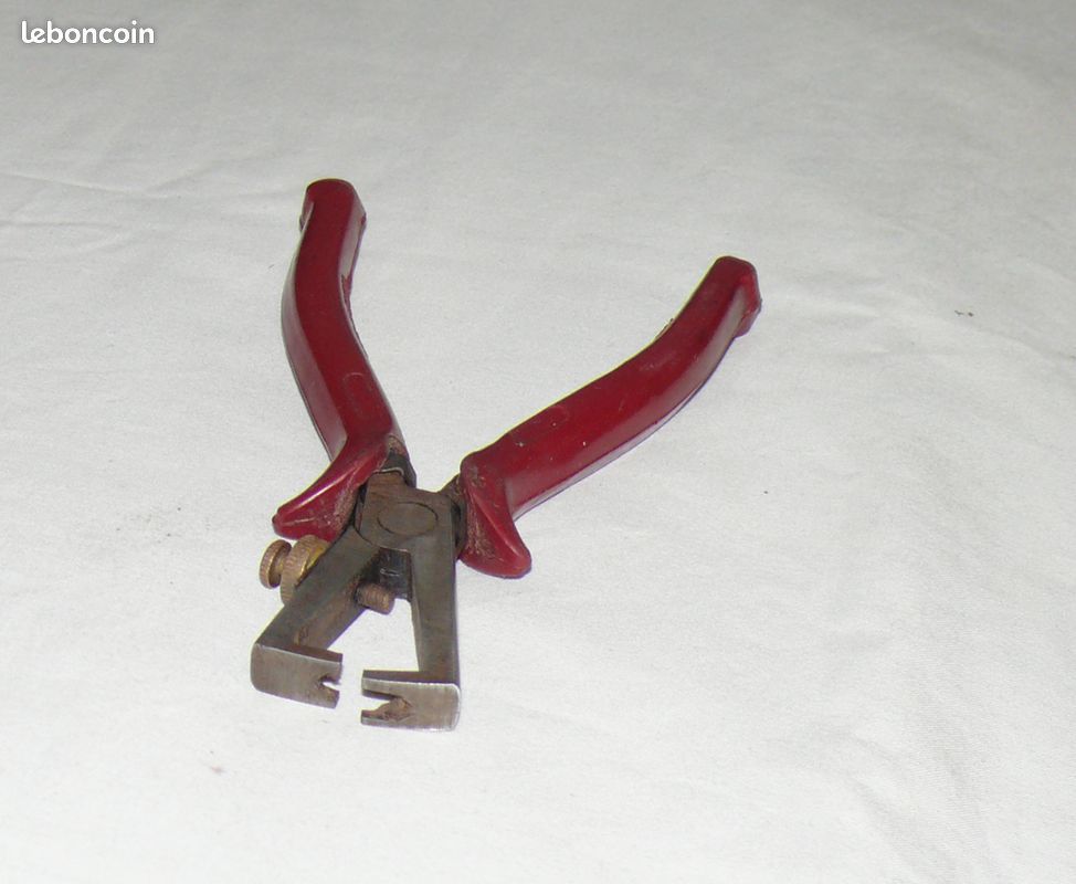 Pince à dénuder electricien (image 3)