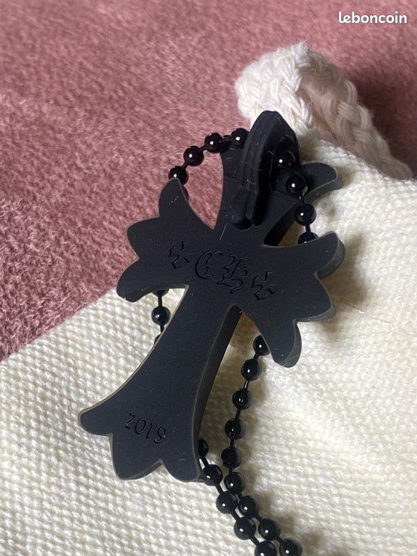 Pendentif Cravate Croix Chrome Hearts Noir Pour Homme - Style Designer Authentique, Pièce De Collection