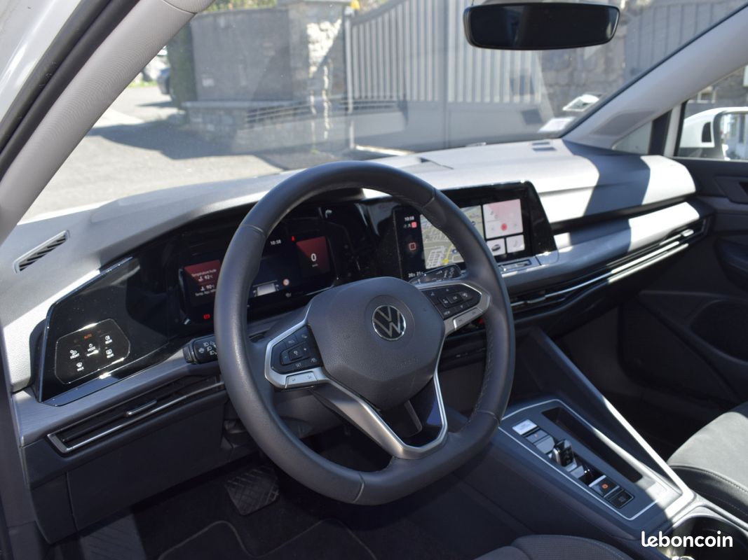VOLKSWAGEN GOLF 2.0 TDI SCR 150 DSG7 Style 1st (image 9)