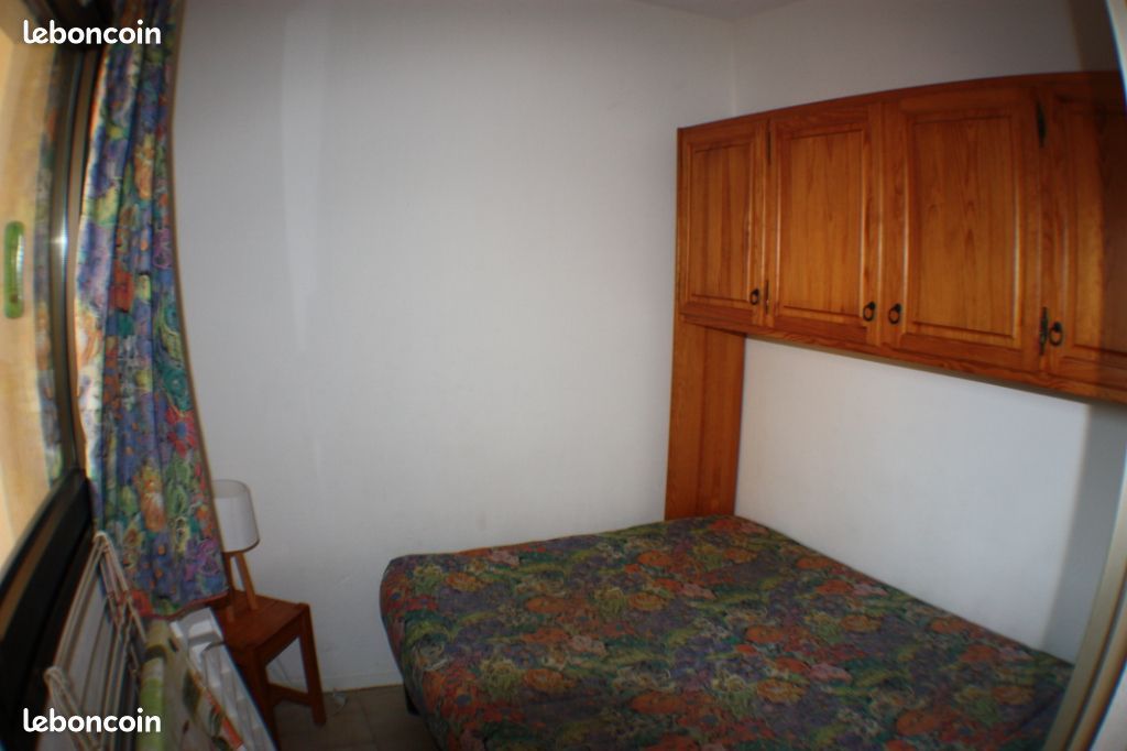 Placard au dessus canapé ou lit (image 1)