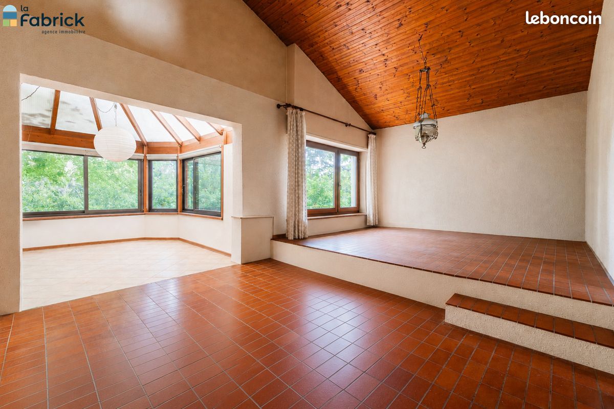 Maison 7 pièces 261 m² · à Geispolsheim · 261 m² · 570 000 €
