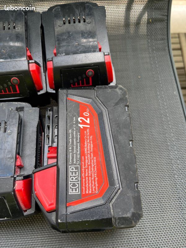 Lot batterie 18V (image 3)
