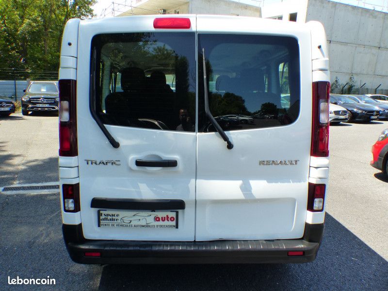 Renault TRAFIC III COMBI L1 1.6 DCI 125CH ENERGY LIFE 9 PLACES (image 5)