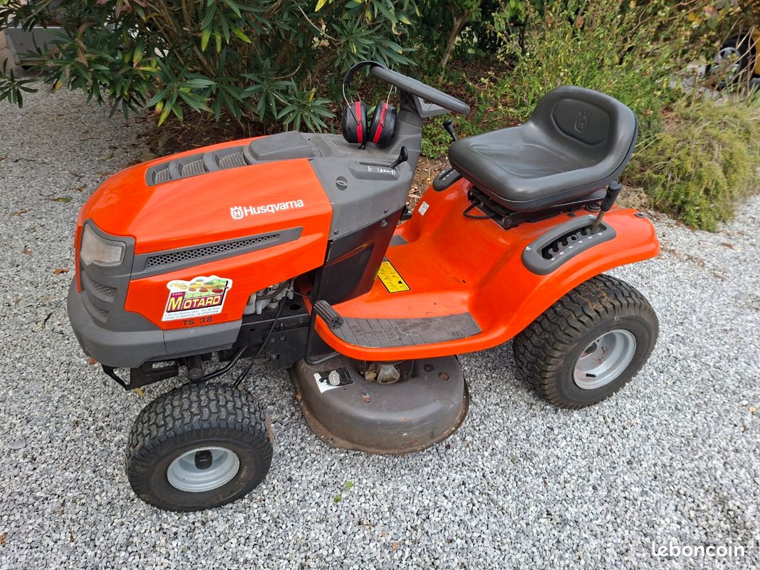 Tracteur tondeuse husqvarna (image 1)