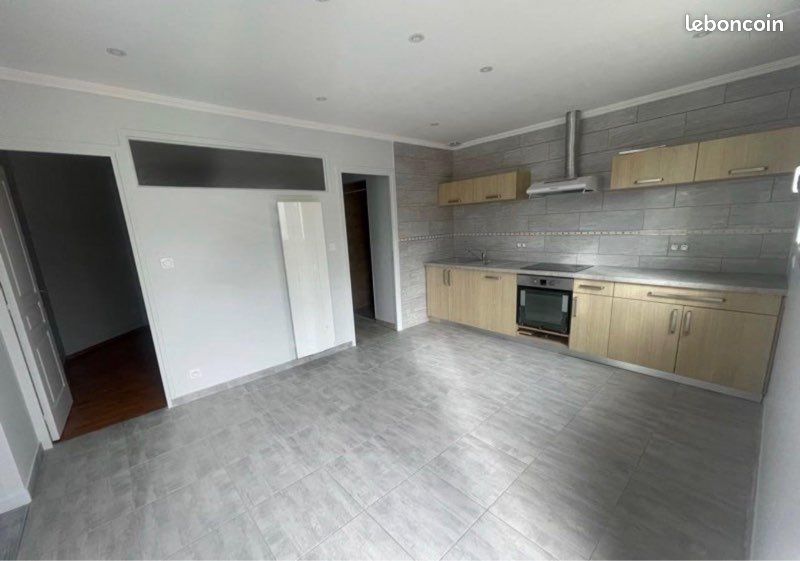 Appartement 4 pièces 61 m² · à Ussel · 61 m² · 900 €/mois