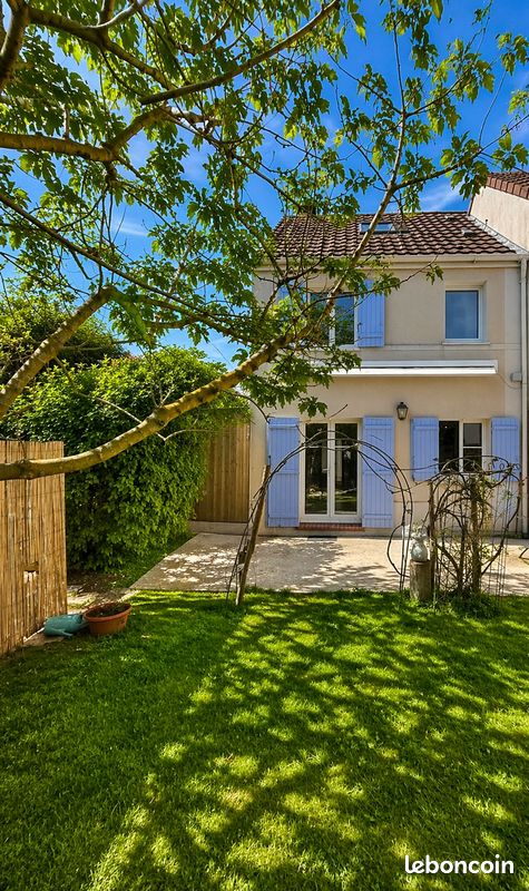 Maison 5 pièces 90 m² · à Thiais · 90 m² · 395 000 €
