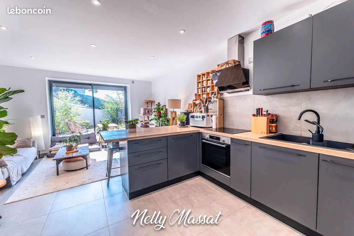 Appartement 4 pièces 102 m² · à La Motte-Servolex · 102 m² · 398 000 €