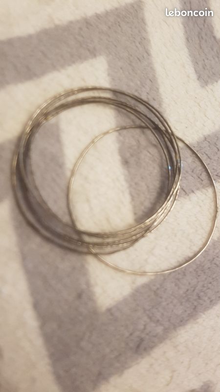 6 bracelet (image 1)