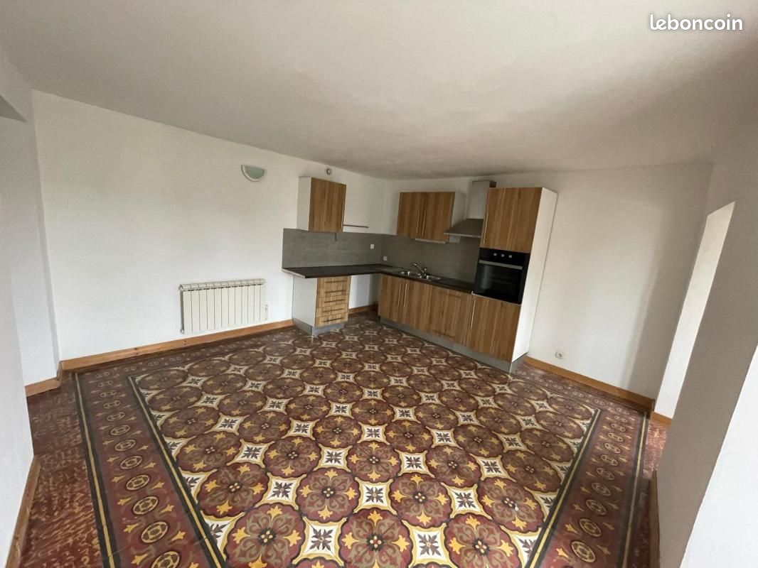 Appartement 4 pièces 72 m² · à Saint-Brès · 72 m² · 655 €/mois