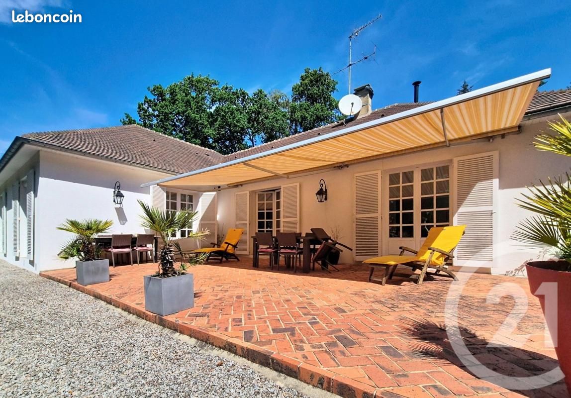 Maison 7 pièces 156 m² · à Argentan · 156 m² · 369 000 €
