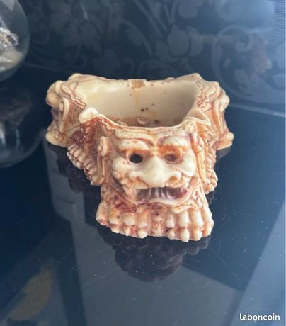 Cendrier vintage chinois dragon Foo Dog : Triangle en résine sculptée - Canada