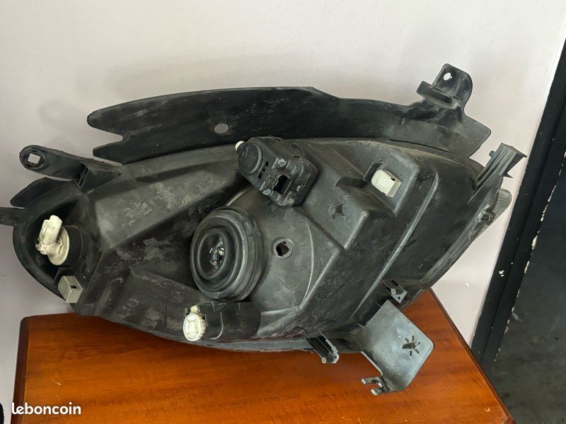 Phare Citroën Xxara Picasso phase 1 (image 2)