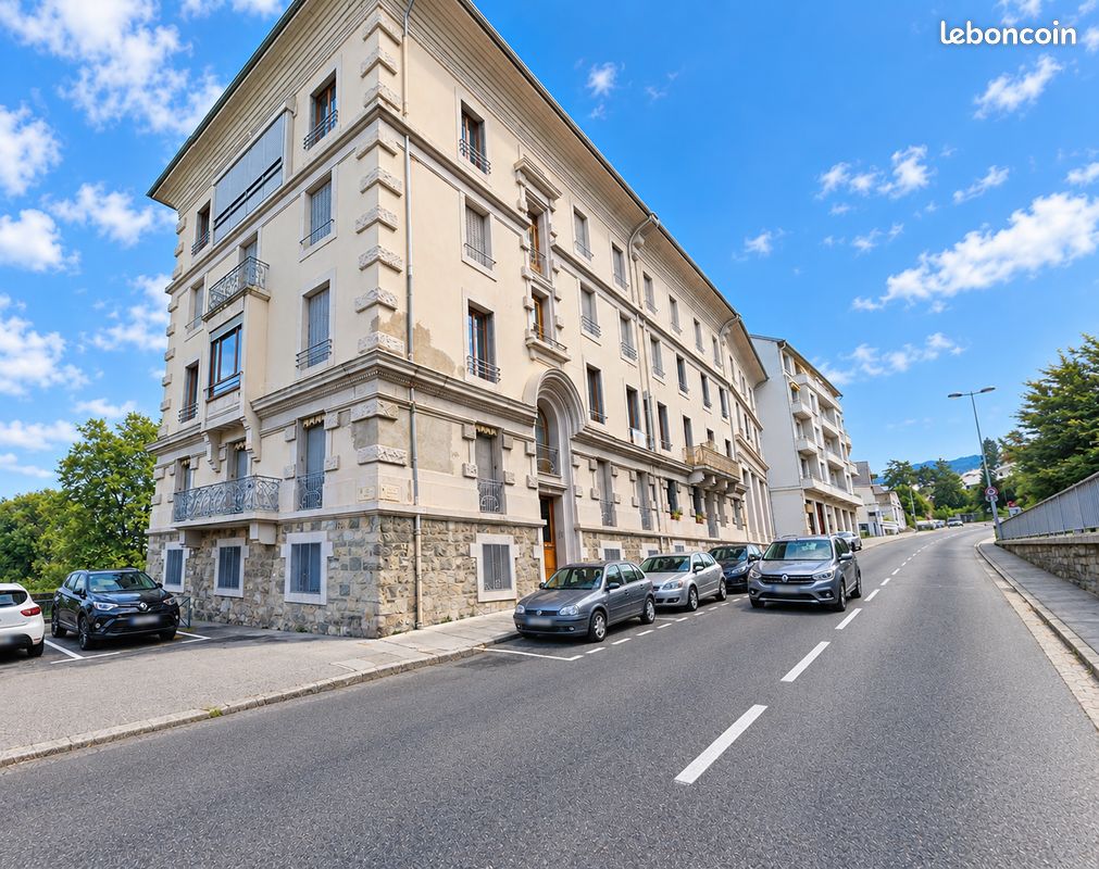 Appartement 1 pièce 28 m² · à Évian-les-Bains · 28 m² · 137 000 €