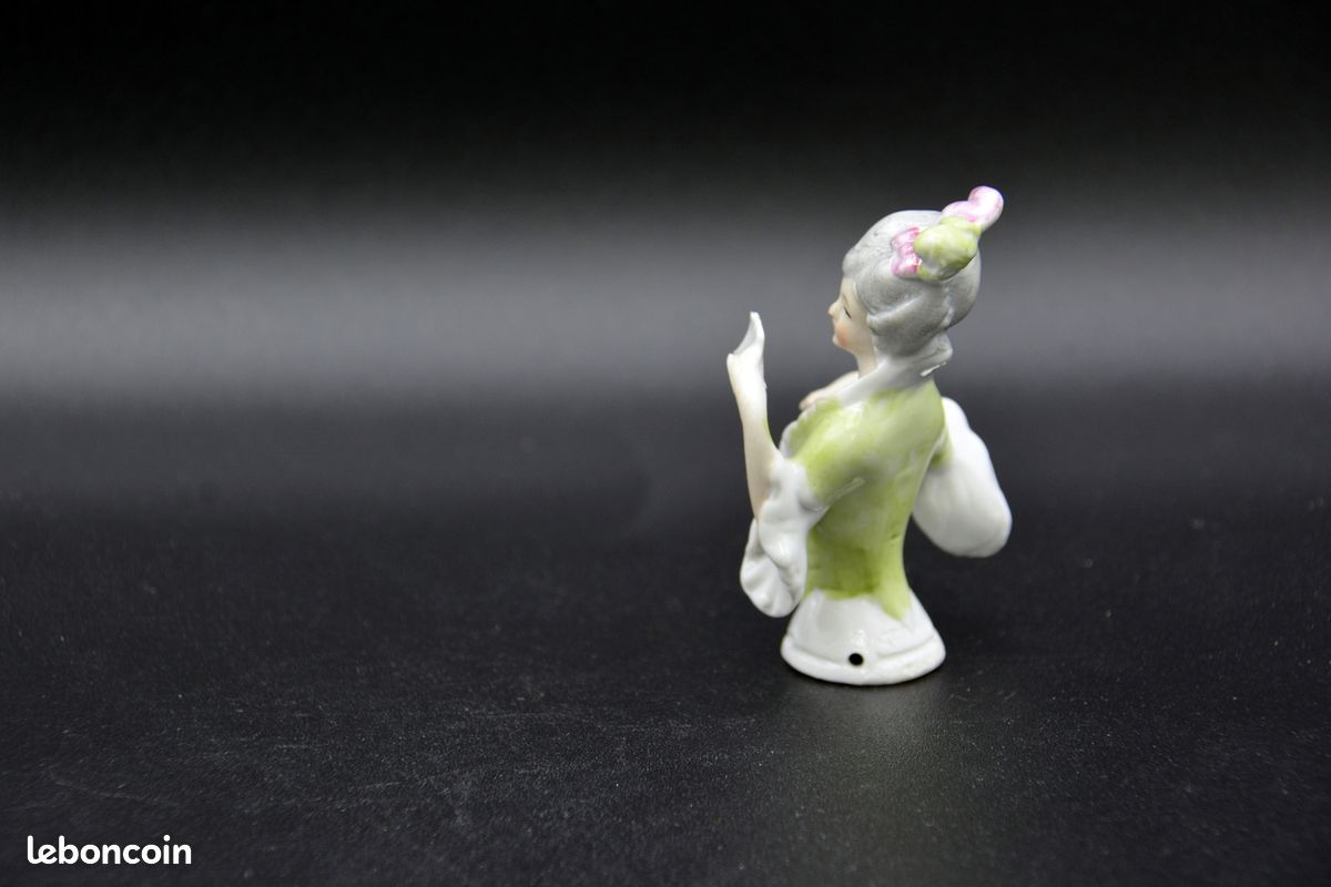 ANCIENNE DEMI FIGURINE statuette half doll femme sculpture en