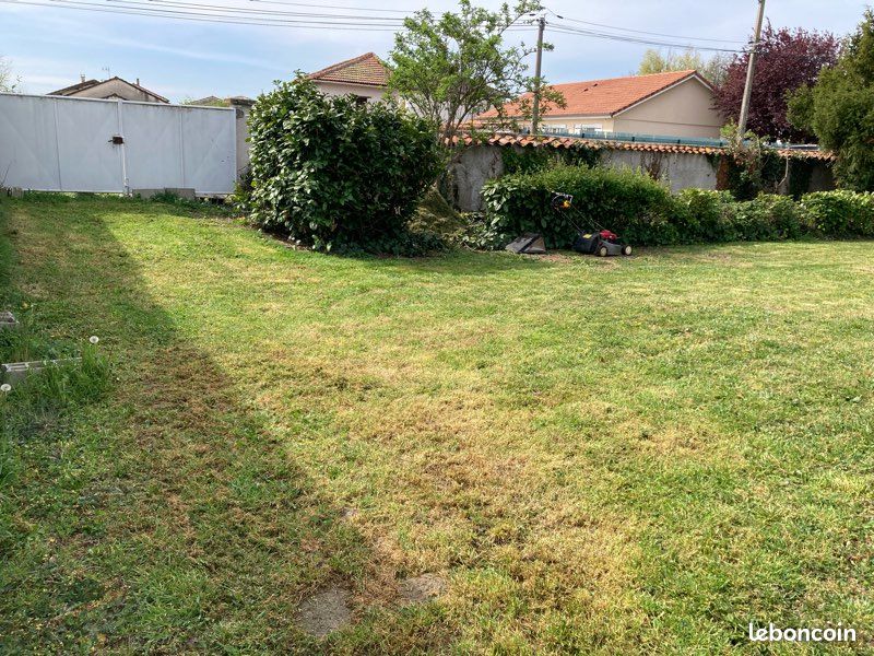 Terrain constructible · à Sury-le-Comtal · 103 000 €