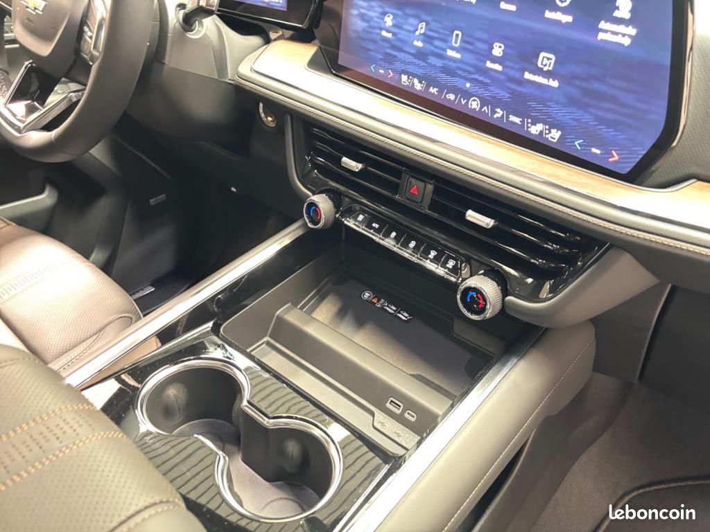 CHEVROLET SUBURBAN Chevrolet V8 6,2L 420 EcoTec High Country 4WD (image 18)
