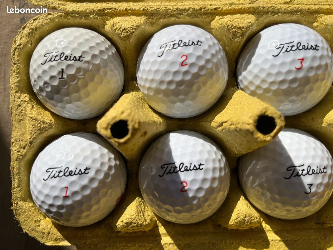 Lot 10 balles de golf Titleist - Quasi neuves (image 2)