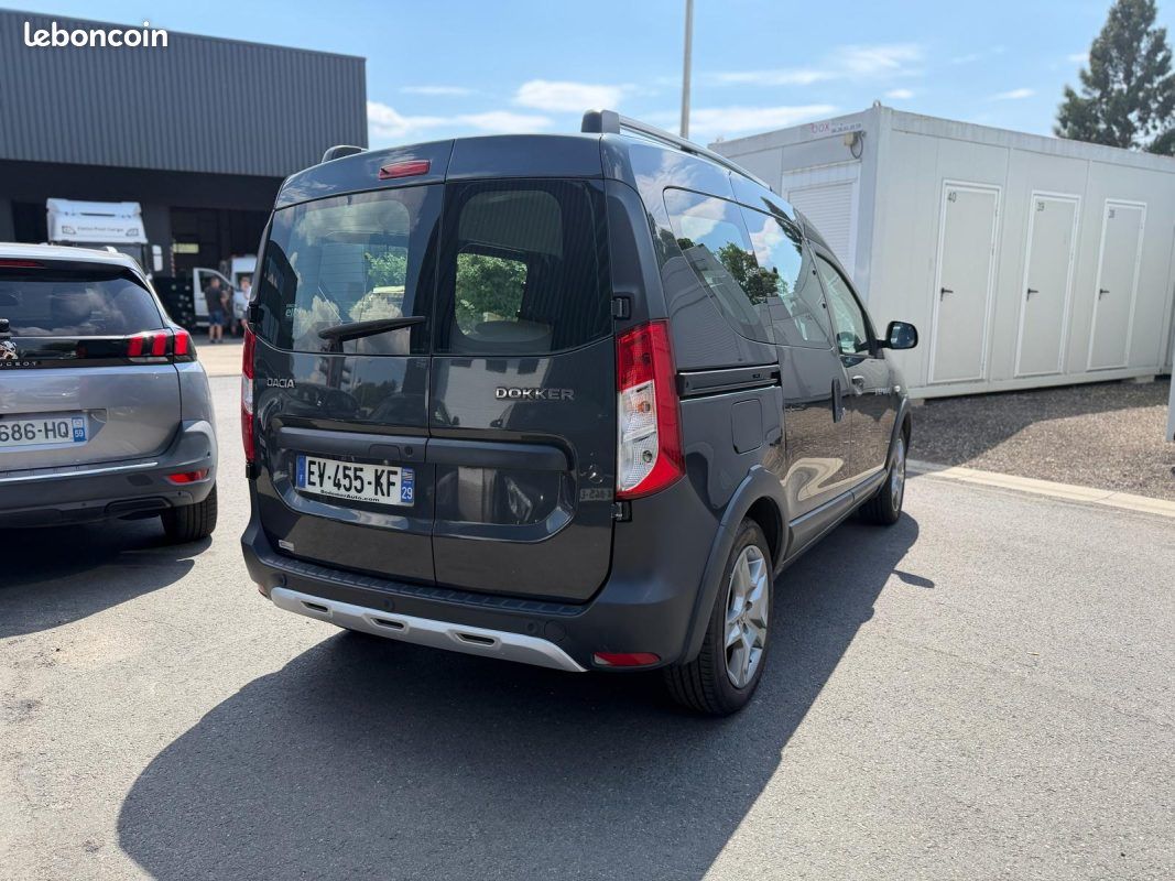 Dacia dokker tce 115 stepway 2018 (image 3)