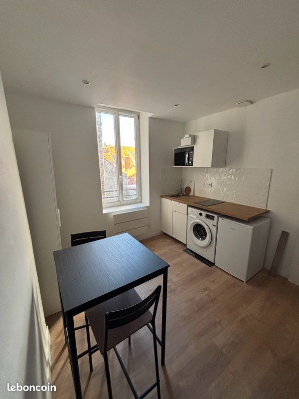 Appartement 1 pièce 15 m² · à Calais · 15 m² · 480 €/mois