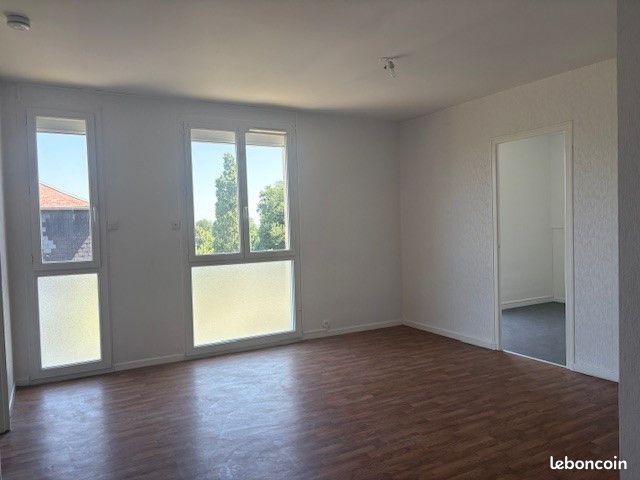 Appartement 2 pièces 50 m² · à La Châtre · 50 m² · 456 €