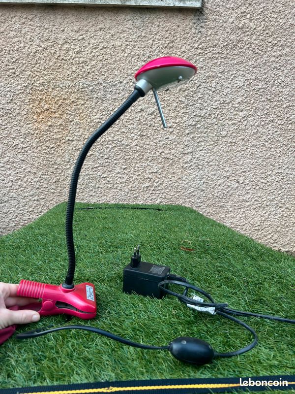 Lampe de chevet (image 1)
