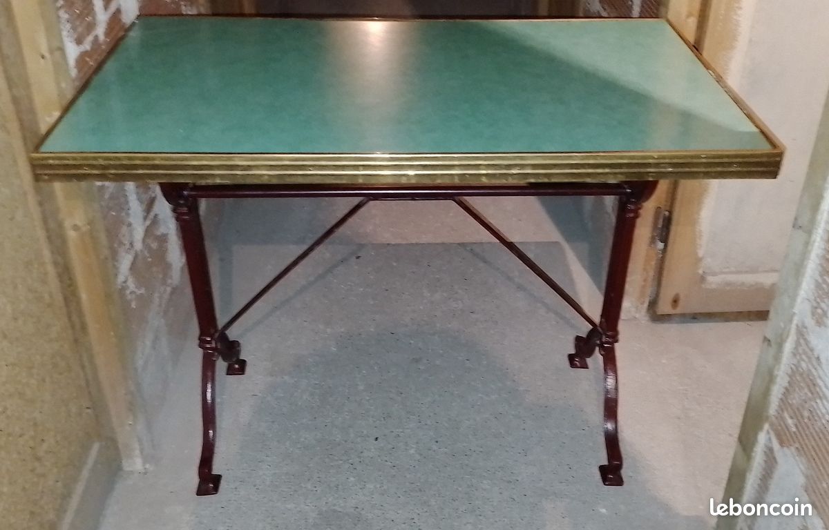 Table bistrot (image 1)