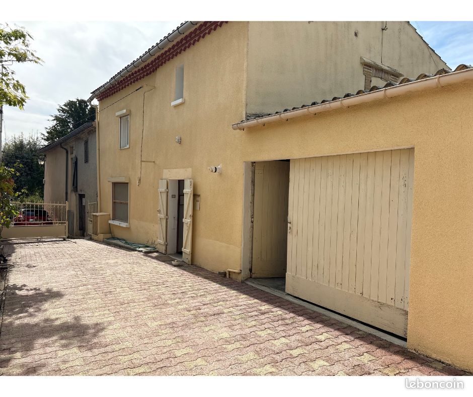 Maison 3 pièces 87 m² · à Les Cassés · 87 m² · 720 €/mois