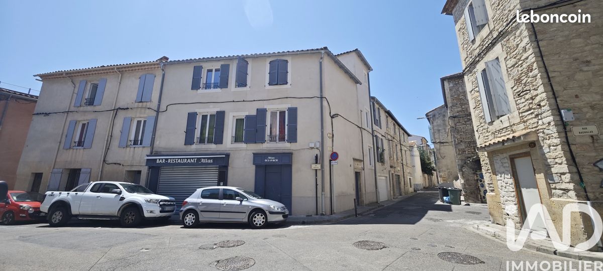 Immeuble 264 m² · à Nîmes · 264 m² · 473 500 €