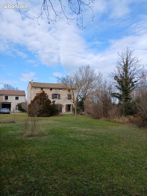 Maison 5 pièces 165 m² · à Le Thor · 165 m² · 489 000 €