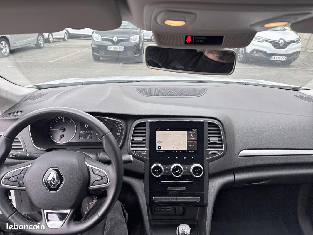 Renault Mégane SOCIETE BLUE DCI 115 AIR NAV REVERSIBLE (image 3)