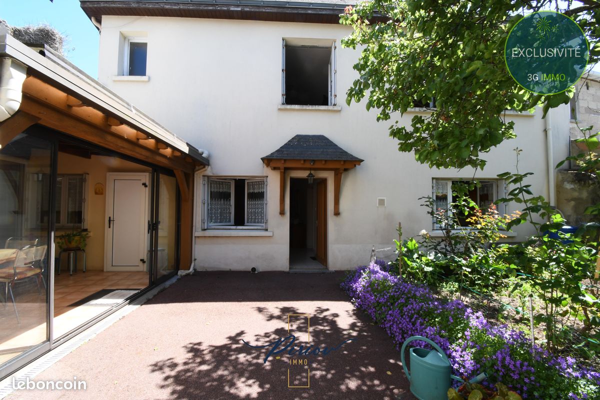 Maison 5 pièces 121 m² · à Montreuil-Bellay · 121 m² · 132 500 €