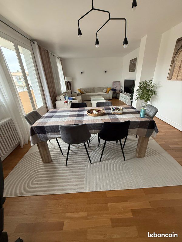Appartement 4 pièces 101 m² · à Bourg-en-Bresse · 101 m² · 195 000 €