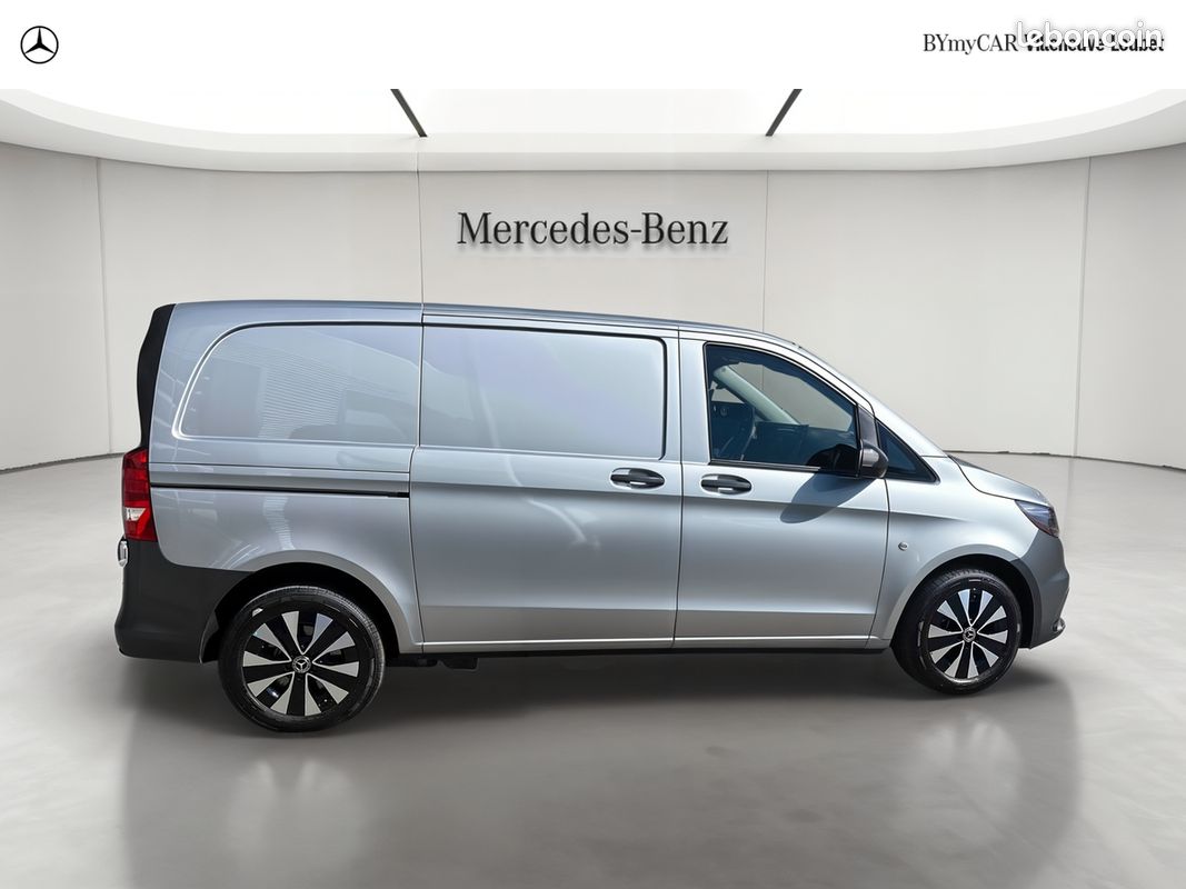 Mercedes vito fourgon 116 cdi compact bva rwd pro (image 6)