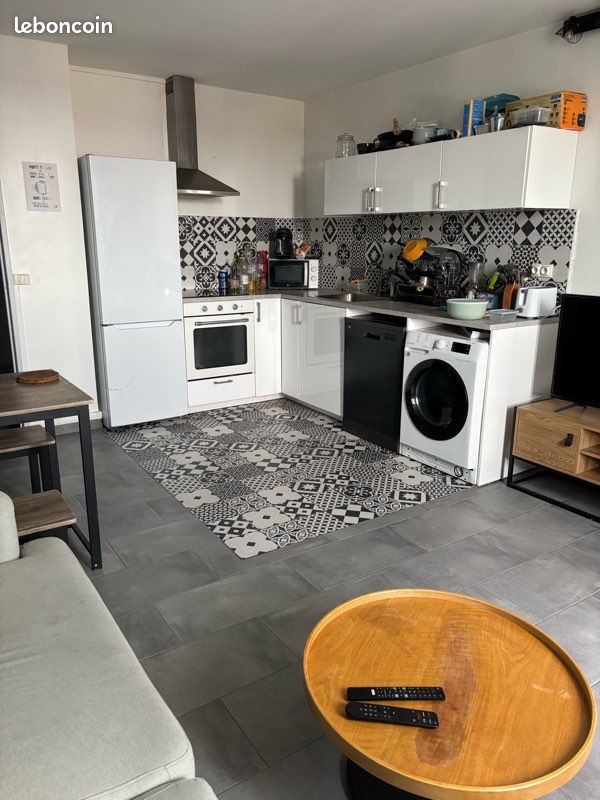 Appartement 6 pièces 99 m² · à Argenteuil · 99 m² · 590 €/mois