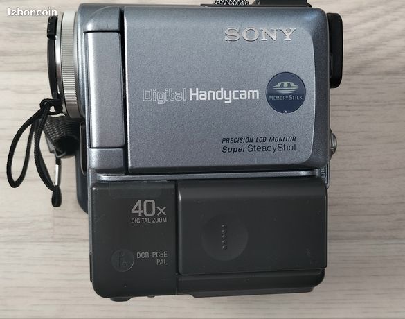 Caméscope Sony DCR HC24E Mini DV Druyes les Belles Fontaines Caméscope Sony DCR HC24E Mini DV Druyes les Belles Fontaines