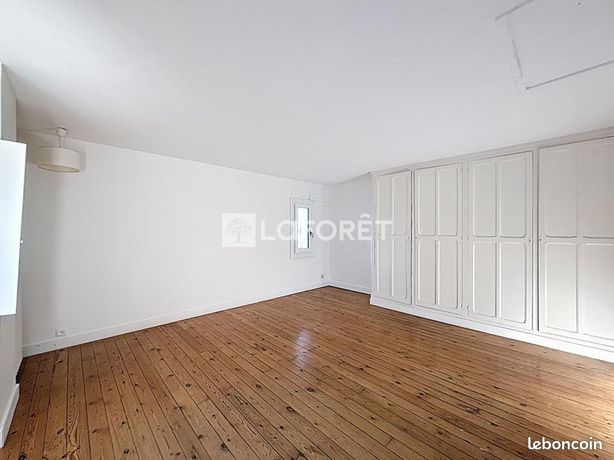 Maison 8 pièces 244 m² — 12