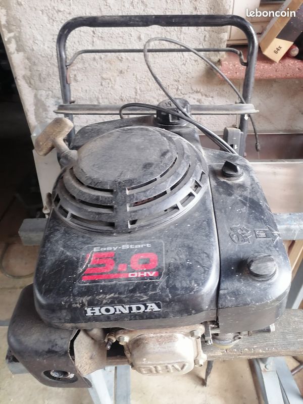 Vend moteurs tondeuse Honda (image 1)
