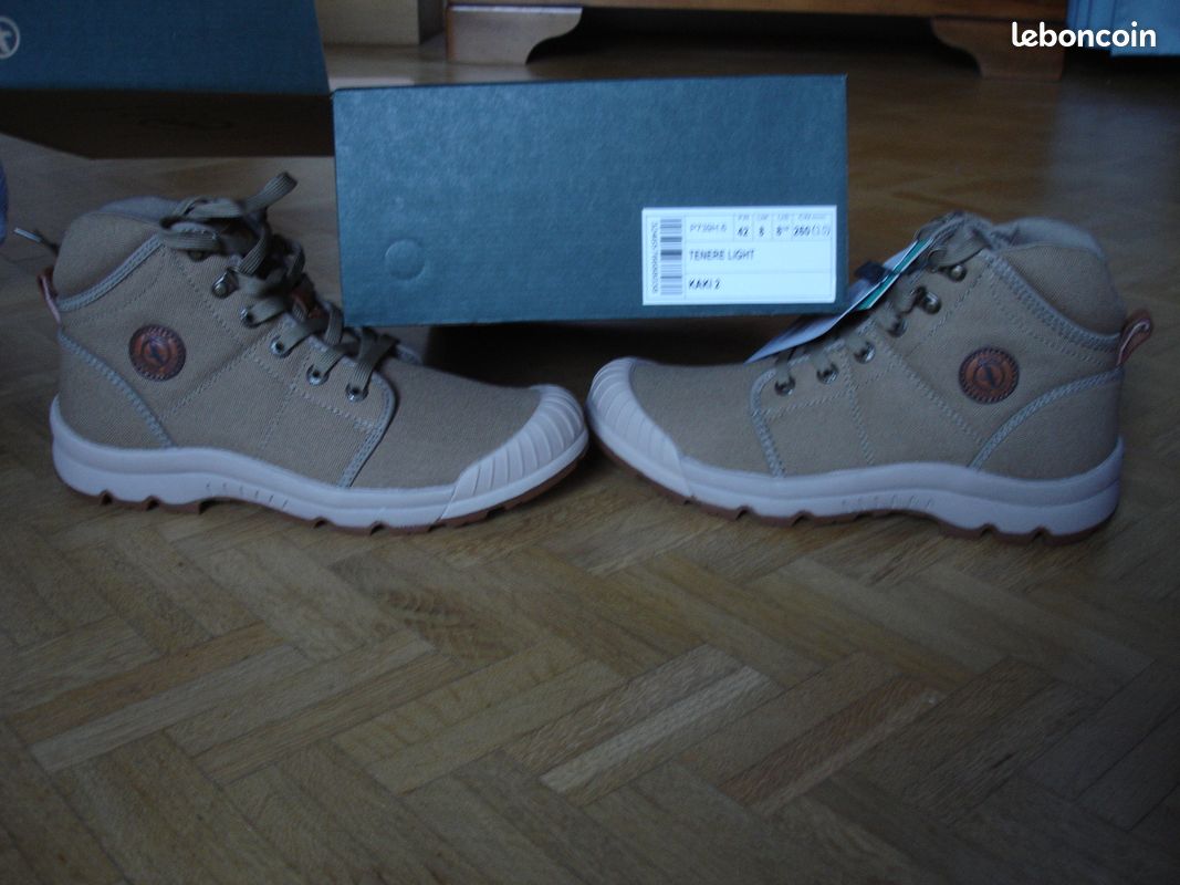 Chaussure de randonnée Aigle en toile taille 42 (image 1)