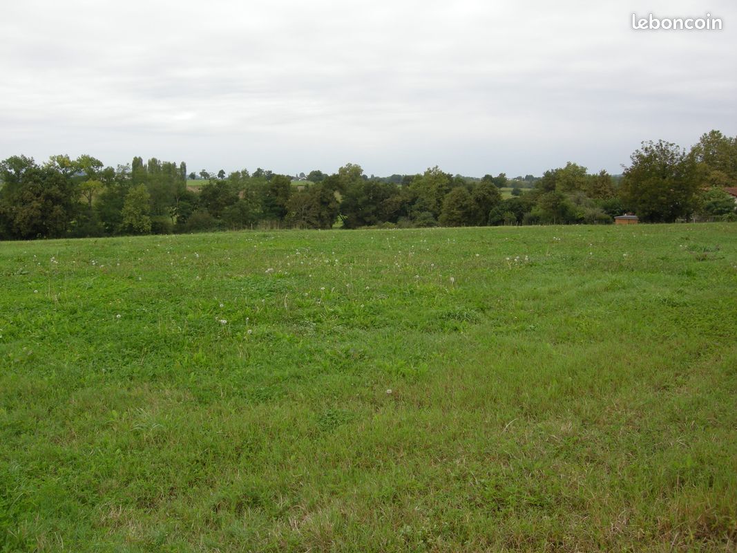 Terrain constructible · à Mouguerre · 45 000 €