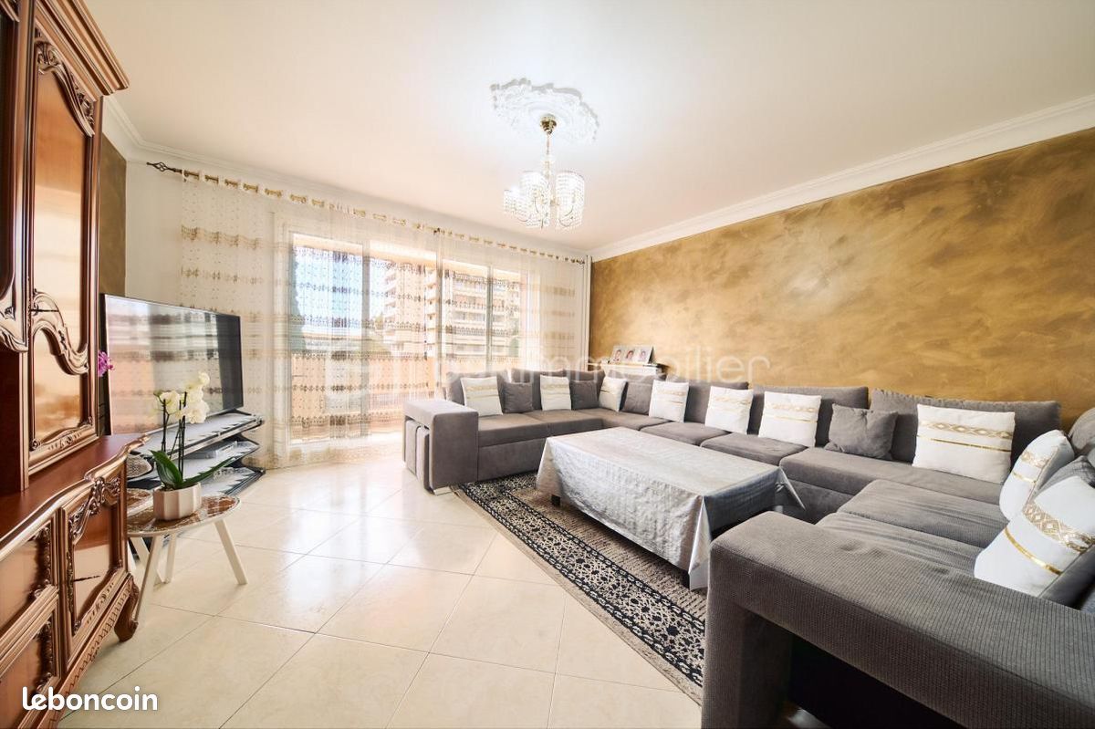 Appartement 4 pièces 92 m² · à Toulon · 92 m² · 274 000 €