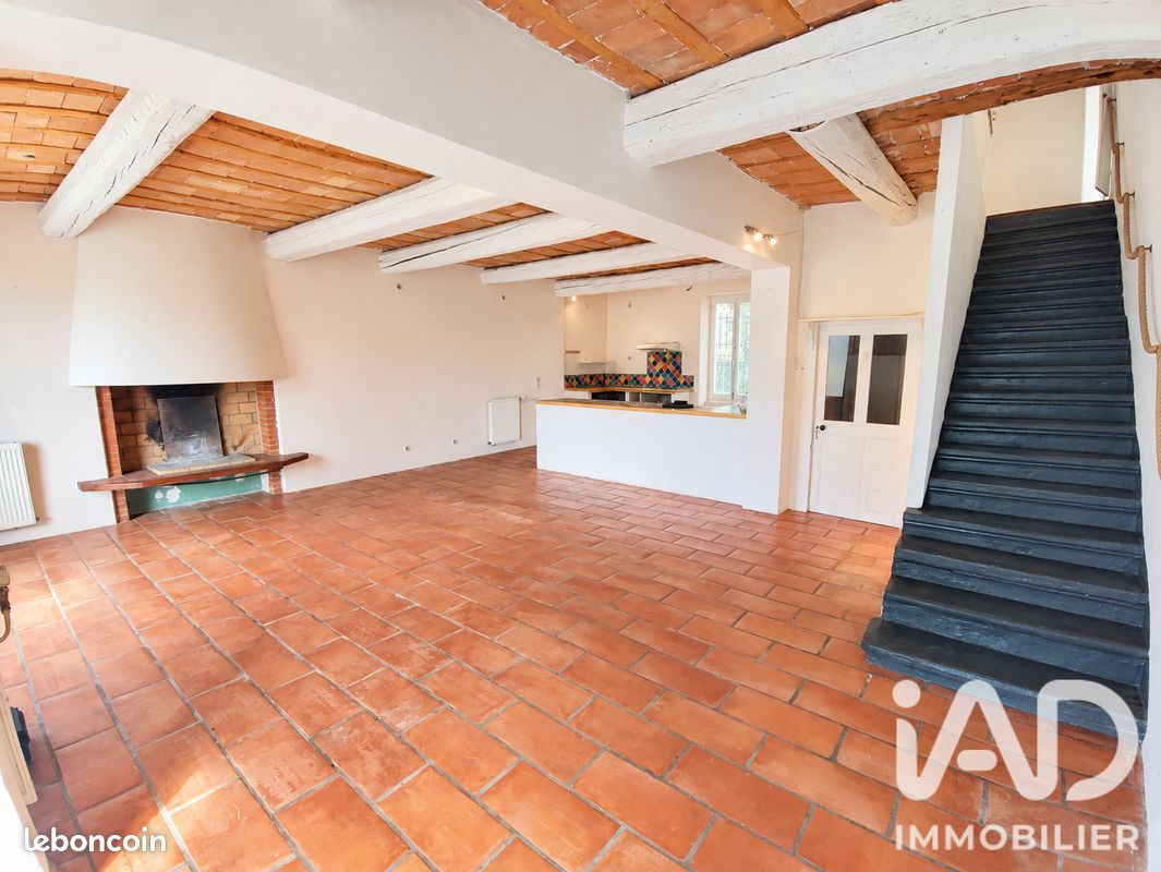 Maison 6 pièces 208 m² · à Saint-Bauzély · 208 m² · 360 000 €