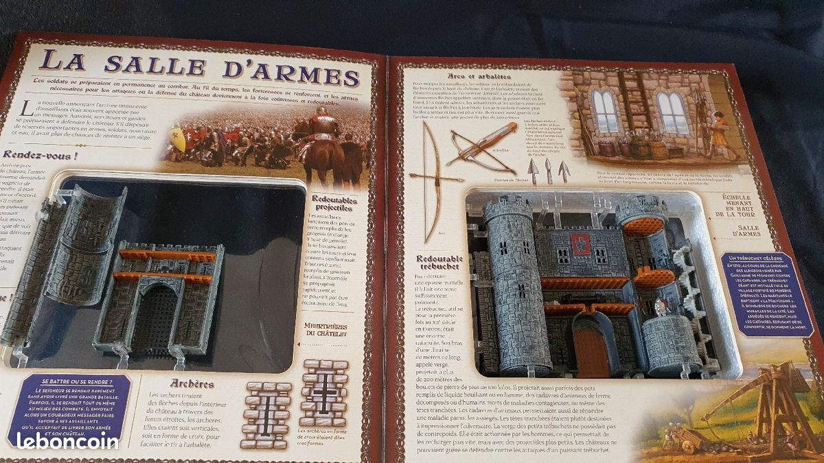 Livre Déroule l'histoire d'un château fort (image 2)