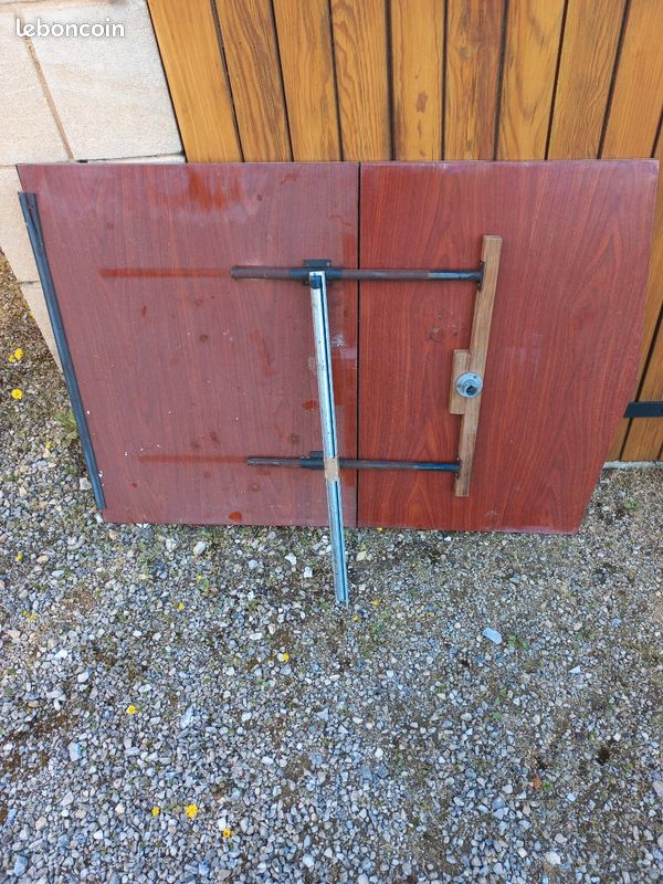 Table de caravane (image 1)