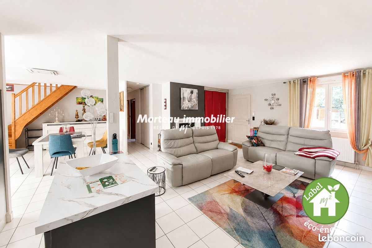 Maison 8 pièces 190 m² · à Guécélard · 190 m² · 411 000 €