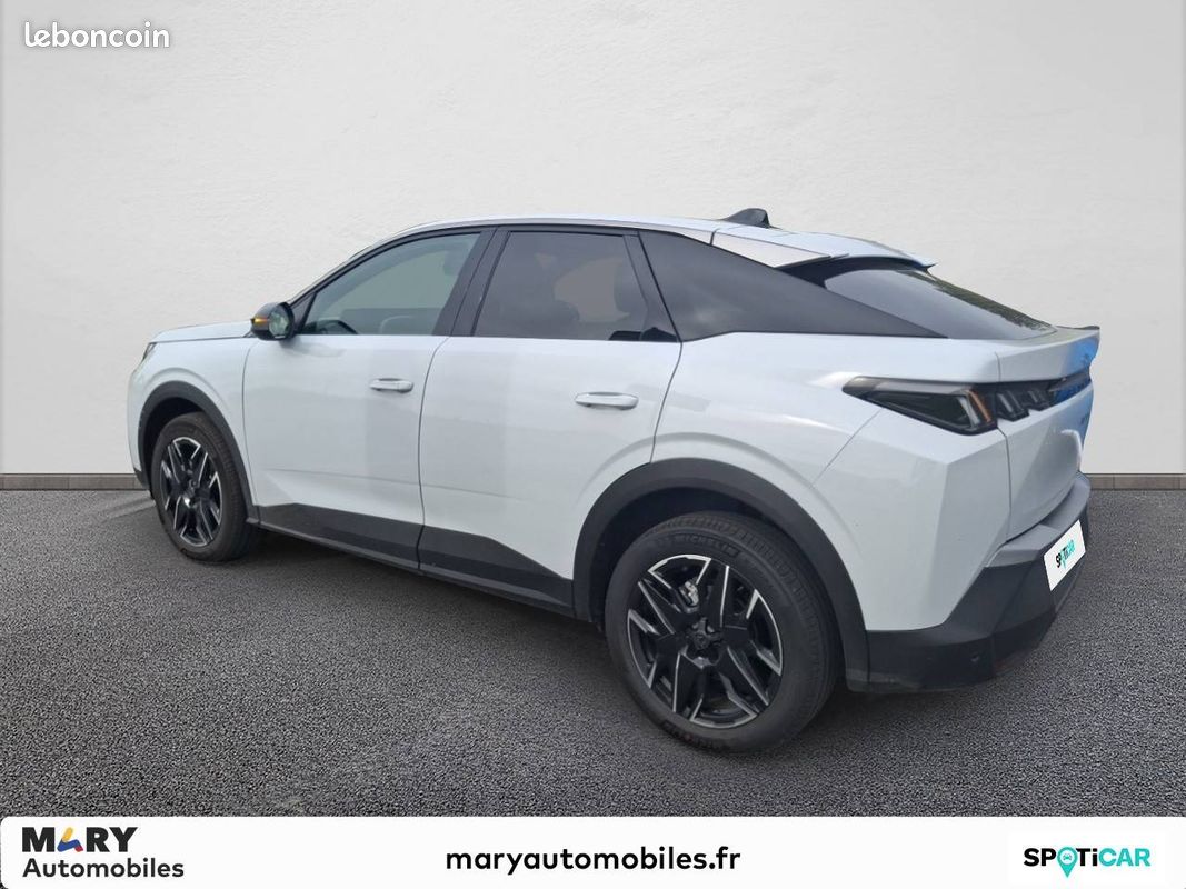 PEUGEOT 3008 Hybrid 145 e-DCS6 Allure (image 2)