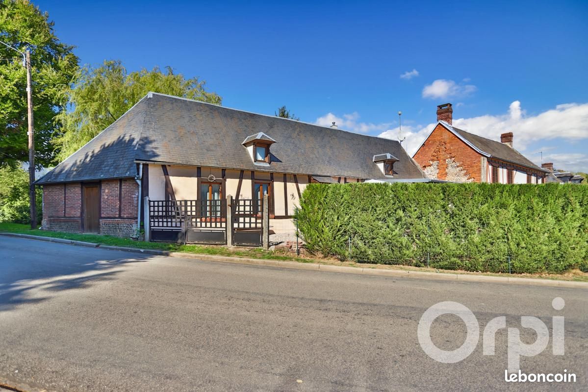 Maison 6 pièces 110 m² · à Lyons-la-Forêt · 110 m² · 164 000 €