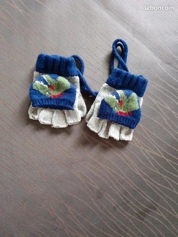 Jolie paire de gants mitaines tricot Dinosaure Sergent Major T 1 (image 4)