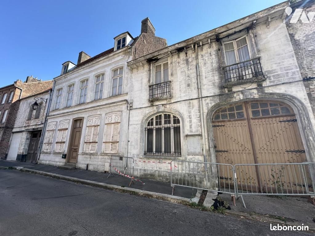 Maison 7 pièces 275 m² · à Saint-Venant · 275 m² · 224 620 €